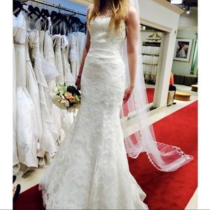 *BRAND NEW IN BAG* 🤍 Romona Keveza Wedding Gown 🤍 Make an offer!